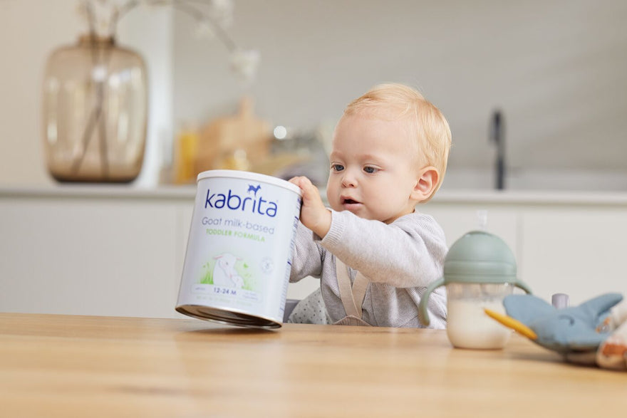 Hoe lang kan een bereide flesvoeding worden bewaard?