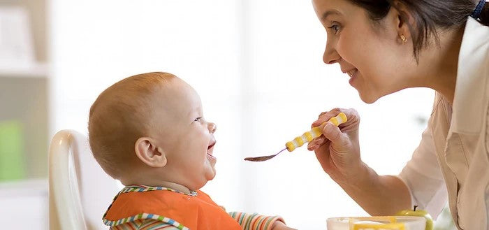 Voedingsschema voor je baby vanaf 4 maanden