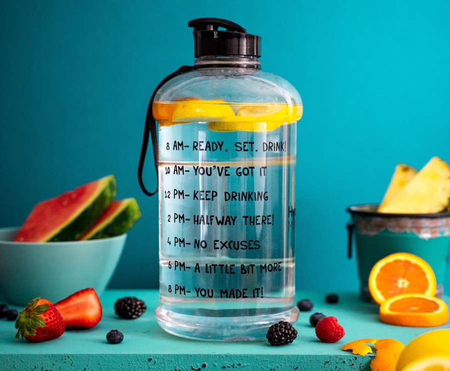 5 tips om je kindje meer water te laten drinken