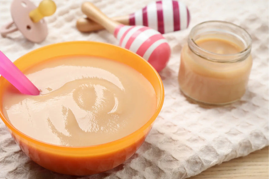 Zomers babyhapje mango-banaan puree