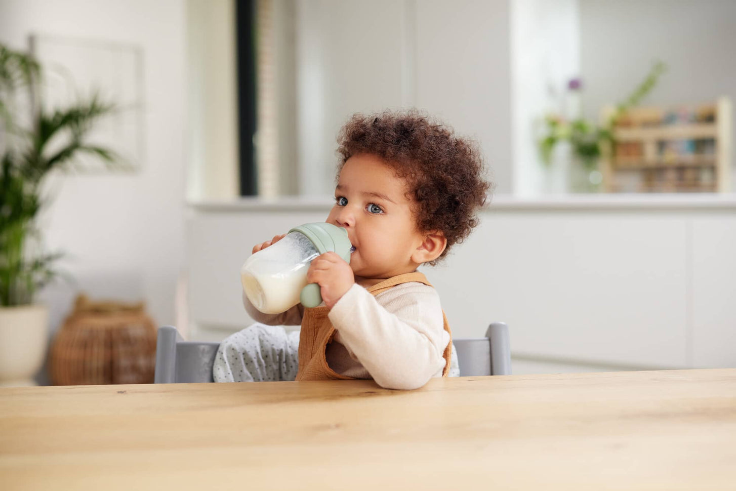 Voedingsschema voor baby: het eerste jaar