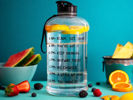 5 tips om je kindje meer water te laten drinken